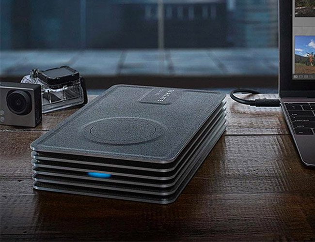 Seagate Innov8 USB-C bağlantılı masaüstü depolama cihazı, güç kablosuna ihtiyaç duymuyor ve 8 TB kapasite sunuyor. - CihazTV