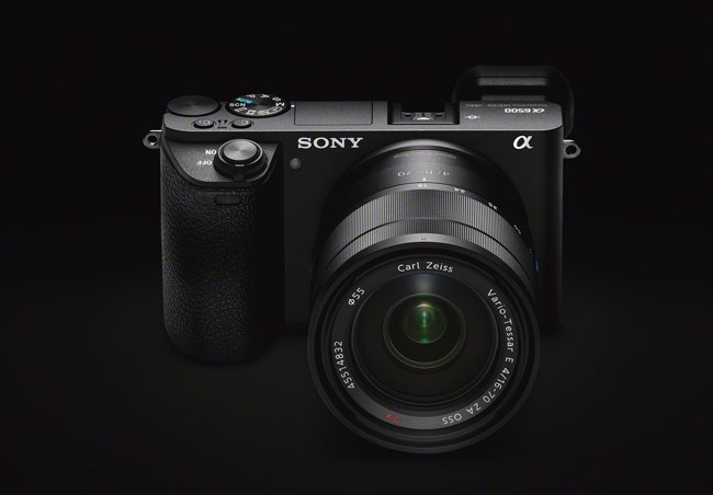 Sony APS-C sensörlü α6500 fotoğraf makinesi