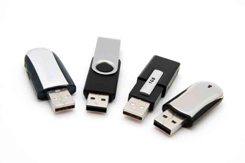 Attığınız USB’lere dikkat!