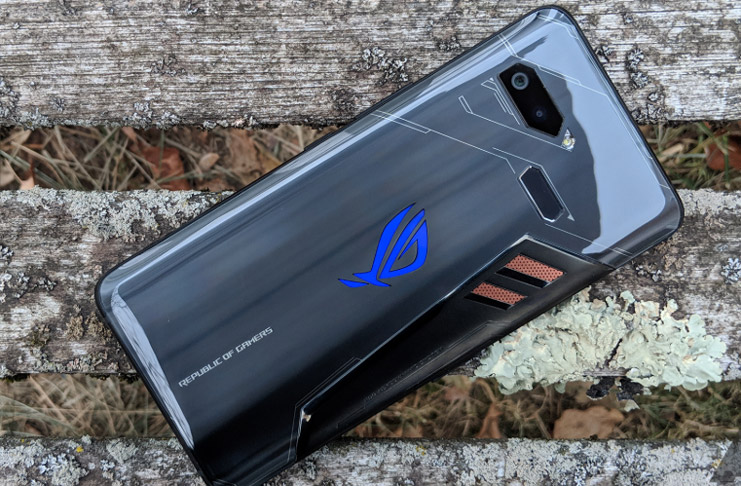 ASUS ROG Phone 2 120Hz Ekranla Geliyor